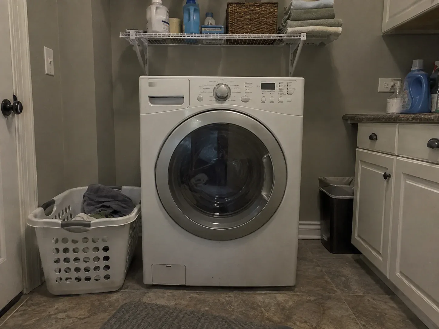 Front-load washing machine in a Garland laundry room