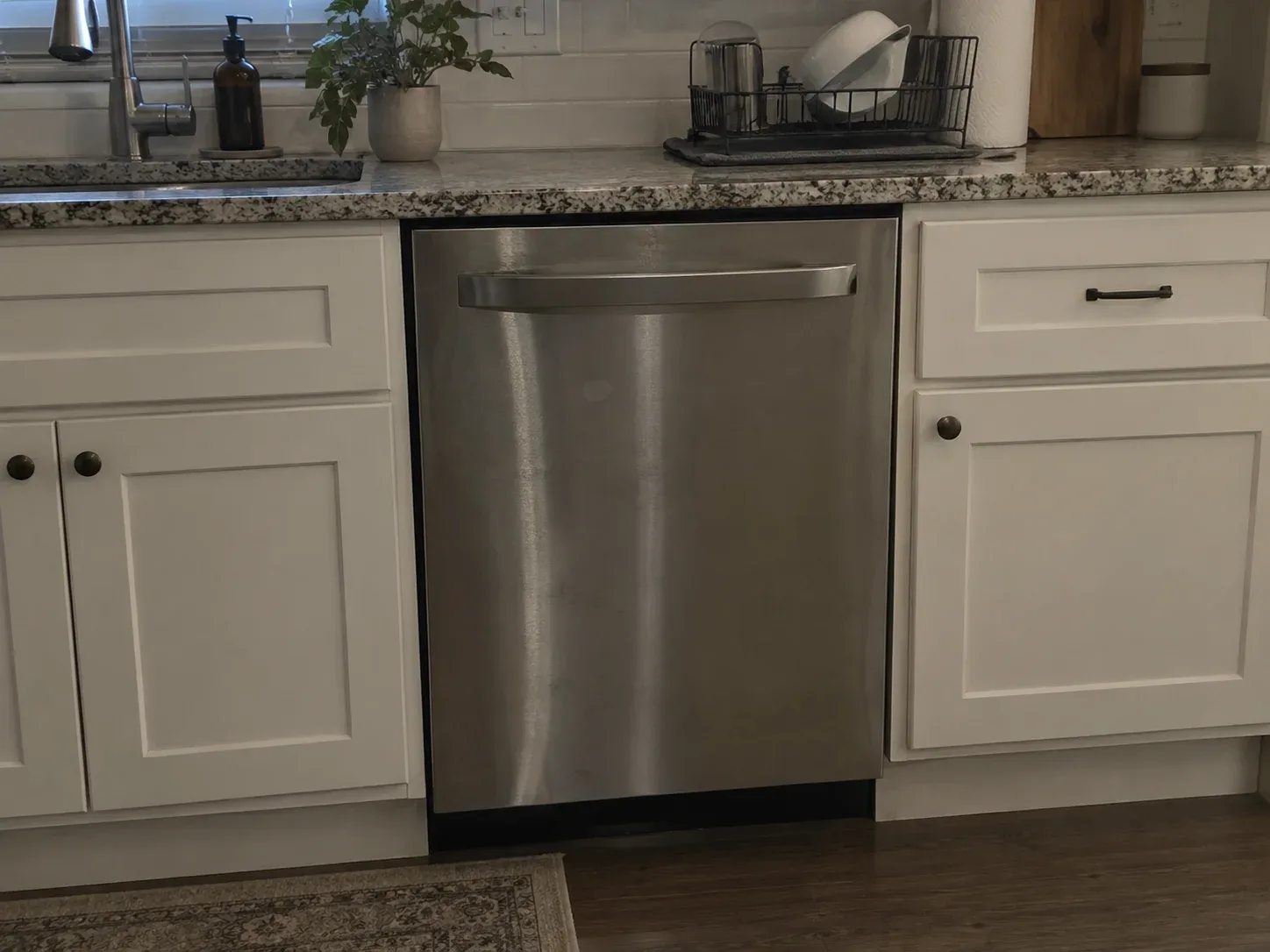Built-in dishwasher in a Garland kitchen